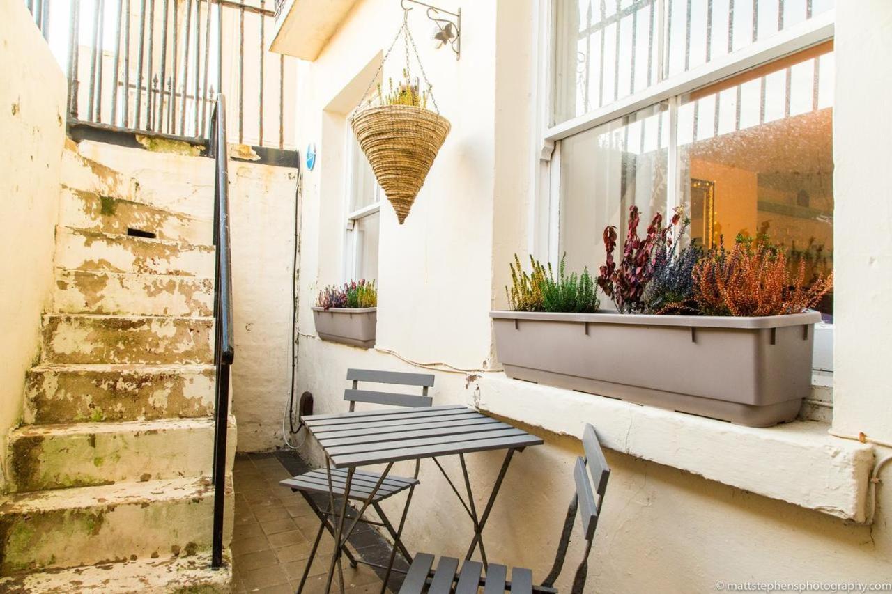 Seafront Apartment With Garden Brighton ภายนอก รูปภาพ
