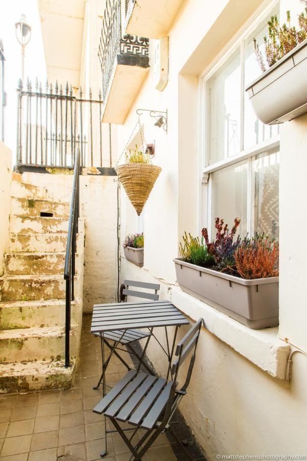 Seafront Apartment With Garden Brighton ภายนอก รูปภาพ